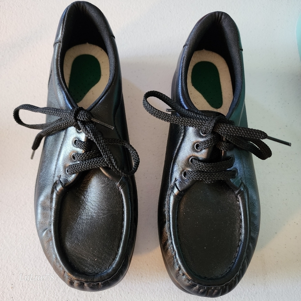 SAS Take Time Women's Black Leather Shoes with Moccasin Stitching 6M